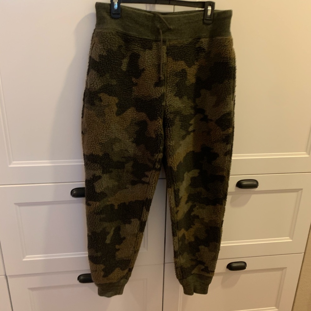 Sweat pants